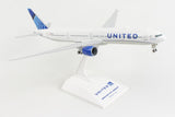 Skymarks United Airlines 777-300 1/200 Scale with Stand & Gears N2749U