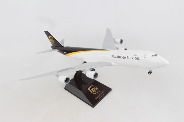 Skymarks Model UPS 747-8F 1/200 Scale Plane with Stand and Gears N606UP