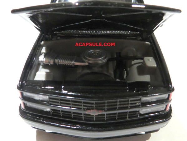 1/24 Scale 1992 Black Chevrolet 454 SS Pick Up Diecast Model (NO BOX)
