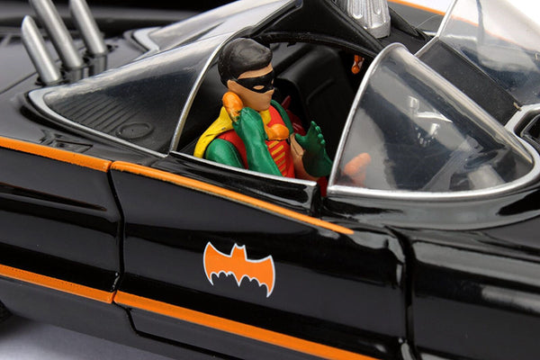 Classic TV Series Batmobile 1/24 Scale Diecast Model with Figures