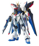 Gundam Seed Strike Freedom Gundam  Z.A.F.T. Mobile Suit ZGMF-X20A Master Grade 1/100 Scale Model Kit