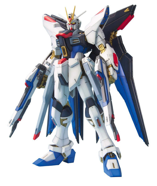 Gundam Seed Strike Freedom Gundam  Z.A.F.T. Mobile Suit ZGMF-X20A Master Grade 1/100 Scale Model Kit