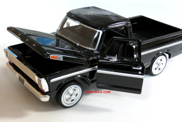 Black 1969 Ford F-100 Pick Up 1/24 Scale Diecast Model
