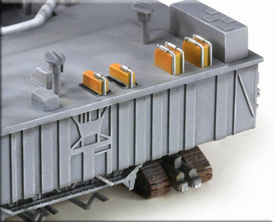 Dragon Space 1/400 Space Shuttle "Discovery" w/Crawler Transporter