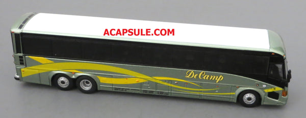 DeCamp #529 - 1/87 Scale MCI D4505 Motorcoach Diecast Model