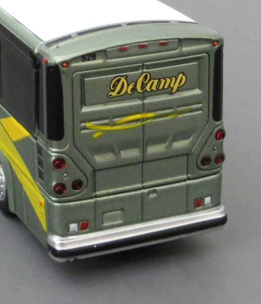 DeCamp #529 - 1/87 Scale MCI D4505 Motorcoach Diecast Model