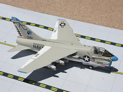 Gemini Aces US Navy Raging Bulls A-7 Corsair II 1/72 Diecast Model GAUSN9002