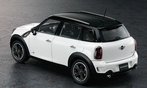 Hasegawa 1/24 Scale Mini Cooper S Countryman Model Kit