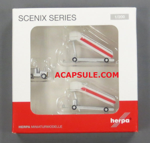 Herpa HE551809 1/200 Scale Passenger Stairs and Tractor Set for Classical Planes
