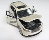 1/24 Scale White 2005 Infiniti FX45 Diecast Model