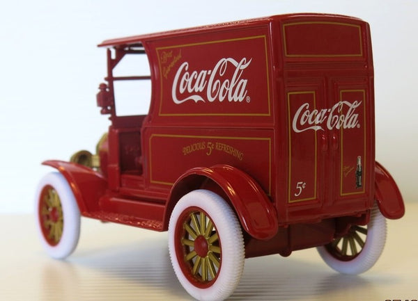 1:24 Diecast Coca-Cola 1917 Ford Model T Delivery Truck Red
