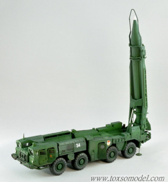 Toxso Model 1/72 Scale Soviet Tactical Missile SCUD-B & Launcher