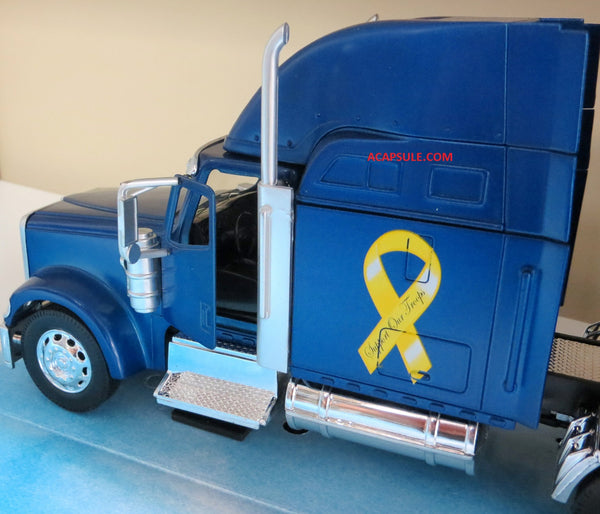 International US Air Force Cross Into the Wind Tractor Trailer 18 Wheeler 1/32 Scale Model