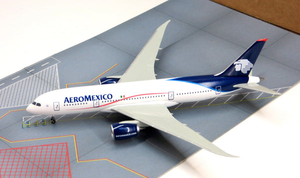 Dragon Wings Aeromexico Boeing Dreamliner 787-8 1/400 Diecast Model