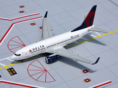 Gemini Jets Plastics Premiere Delta 737-700 1/200 Scale Model Plane