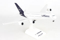Skymarks Lufthansa Airbus A380-800 1/200 Scale Plane with Stand D-AIMB München
