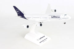 Skymark Lufthansa Boeing 747-8i 1/200 Scale Plane with Stand D-ABYA Brandenburg