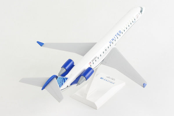 Skymarks United Express CRJ550 1/100 Scale with Stand - GoJet N504GJ SKR1051