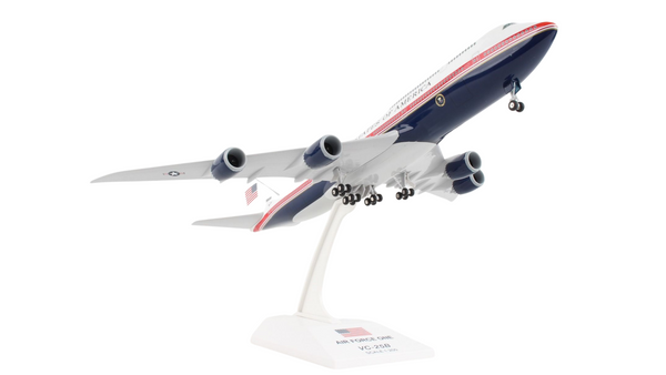 Skymarks 1076 Air Force One Red White Blue Livery 747-8I 1/200 Scale Model with Stand & Gears