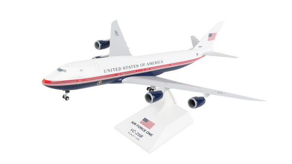 Skymarks 1076 Air Force One Red White Blue Livery 747-8I 1/200 Scale Model with Stand & Gears