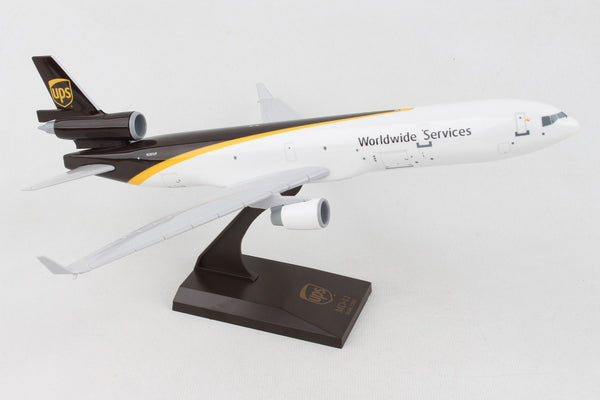 Skymarks UPS MD-11 1/200 Scale with Stand N281UP SKR1086