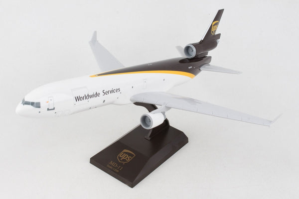 Skymarks UPS MD-11 1/200 Scale with Stand N281UP SKR1086