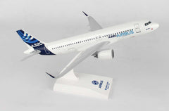 Skymarks Airbus A320 Neo 1/150 Scale Model with Stand