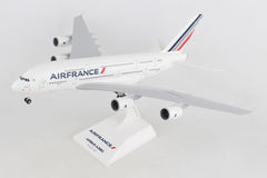 Skymarks Model Air France A380 1/200 Scale with Stand and Gears Reg F-HFPA