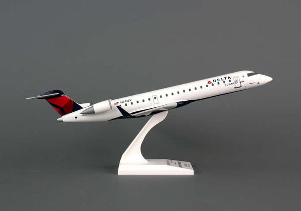 Skymarks Delta Connection ExpressJet CRJ700 1/100 Scale Plane with Stand SKR673