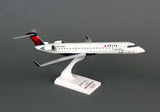 Skymarks Delta Connection ExpressJet CRJ700 1/100 Scale Plane with Stand SKR673