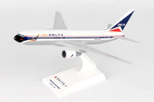 Skymarks The Spirit of Delta N102DA Boeing 767 1/200 Scale Plane with Stand
