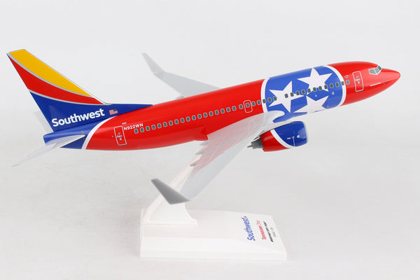 Skymarks Southwest Tennessee One N922WN Boeing 737-700 1/130 Scale with Stand SKR949