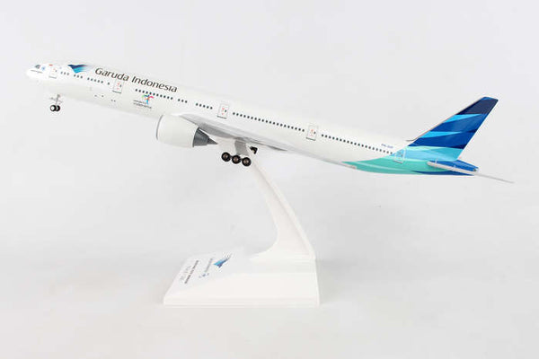 Skymarks Garuda Indonesia Boeing 777-300 ER 1/200 Scale Plane with Stand and Gears
