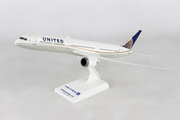 Skymarks Model United Airlines Boeing 787-10 1/200 Scale with Stand Reg N78791