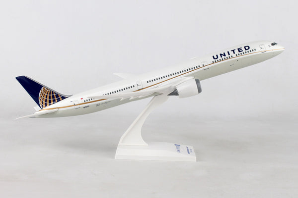 Skymarks Model United Airlines Boeing 787-10 1/200 Scale with Stand Reg N78791