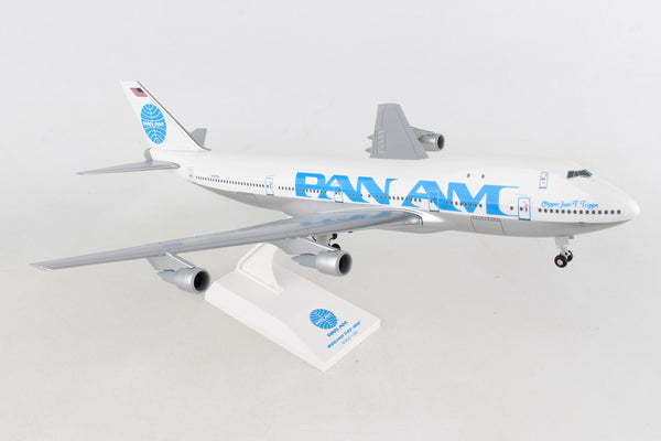 Skymarks Pan Am N747PA 747-100 1/200 Scale Model with Stand and Gears