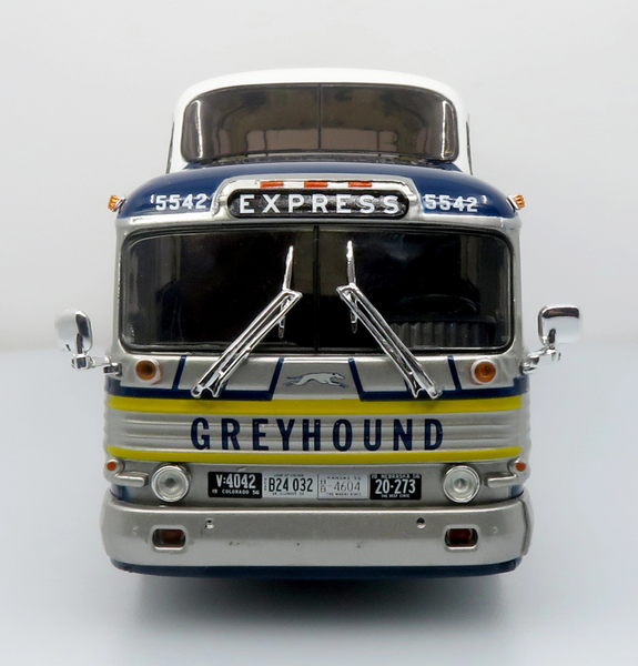 Greyhound Gold Stripe 50th Anniversary 1/43 Scale GM PD-4501 Scenicruiser Coach Bus Model