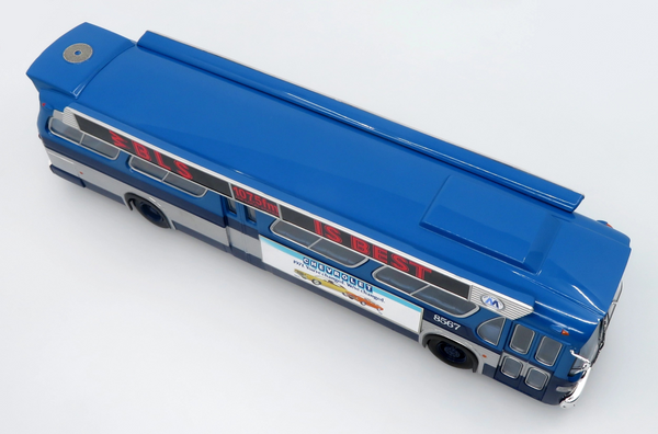 New York City Surface MTA 1/43 Scale GM TDH 5303 New Look Transit Bus Model