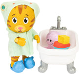 Daniel Tiger Neighborhood's Bath Time Figure Playset