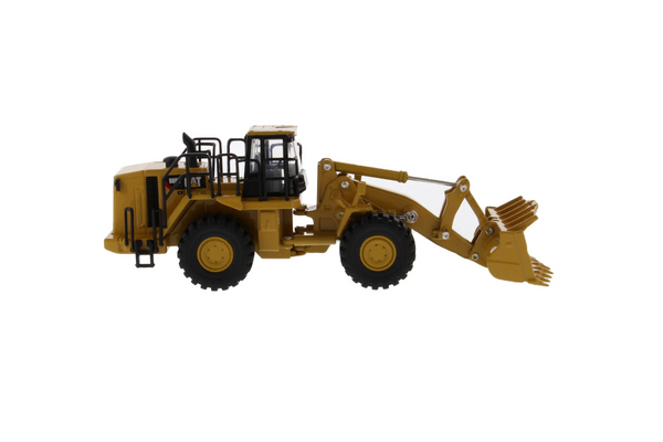 Diecast Masters 1:64 CAT® 988H Wheel Loader
