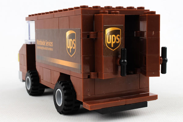 UPS Package Truck 122 Piece Construction Toy with 3 Packages