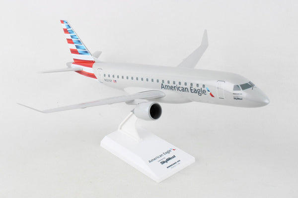 Skymarks SKR1132 American Eagle SkyWest Embraer E175 1/100 Scale Plane with Stand Registration N521SY