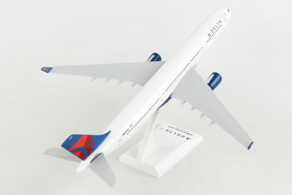 Skymarks Model Delta Airbus A330-300 1/200 Scale with Stand