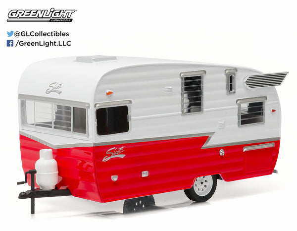 White & Red Shasta 15' Airflyte 1/24 Scale Diecast Model by Greenlight