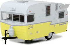 1/24 Scale Hitch and Tow Series 1 White & Yellow Shasta 15' Airflyte Diecast Model by Greenlight