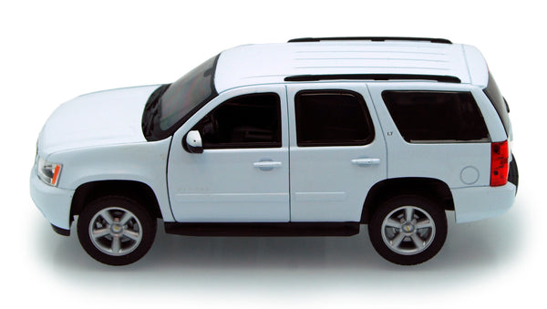 White 2008 Chevy Tahoe 1/24th Scale Diecast Model