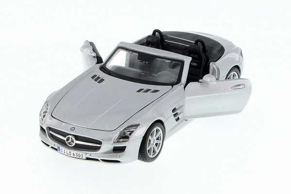 Silver Mercedes Benz SLS AMG Roadster 1/24 Scale Diecast Model by Maisto
