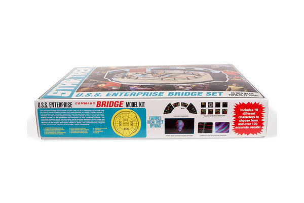 AMT 1/32 Scale Star Trek U.S.S. Enterprise Bridge Set Model Kit