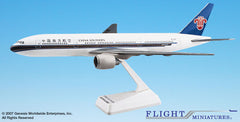 Flight Miniatures China Southern Boeing 777-200 1/200 Scale Model with Stand