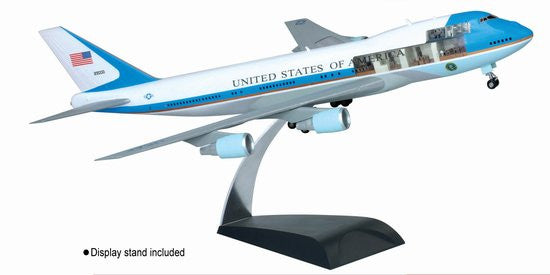 Dragon Air Force One 747 (VC-25A) with Cutaway Views 1/144 Model Kit